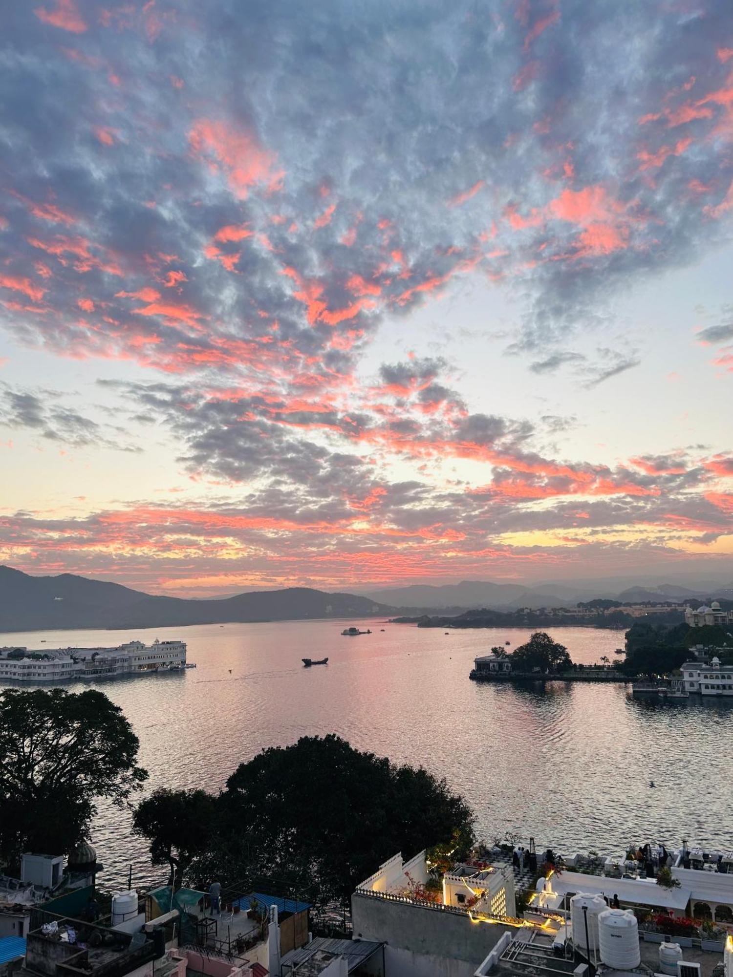 Tamasha Udaipur Hostel ภายนอก รูปภาพ