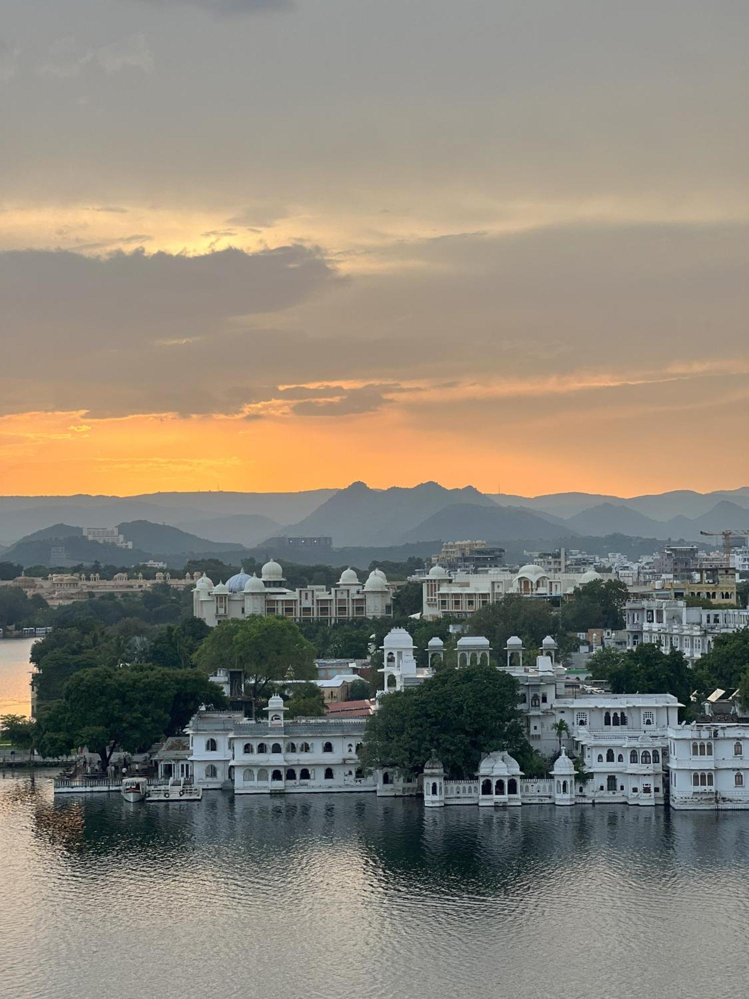 Tamasha Udaipur Hostel ภายนอก รูปภาพ