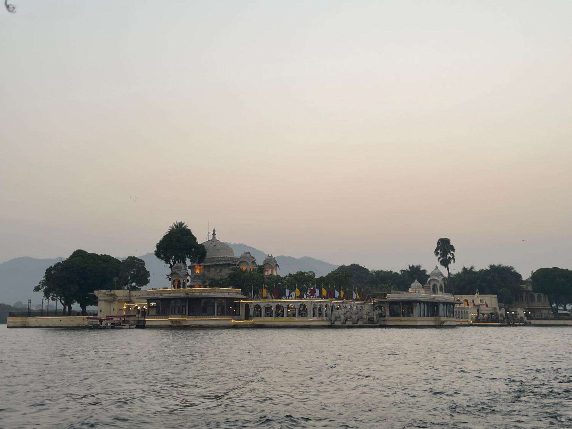 Tamasha Udaipur Hostel ภายนอก รูปภาพ